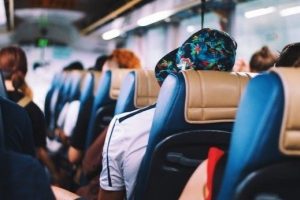 Conheça as vantagens de viajar de ônibus